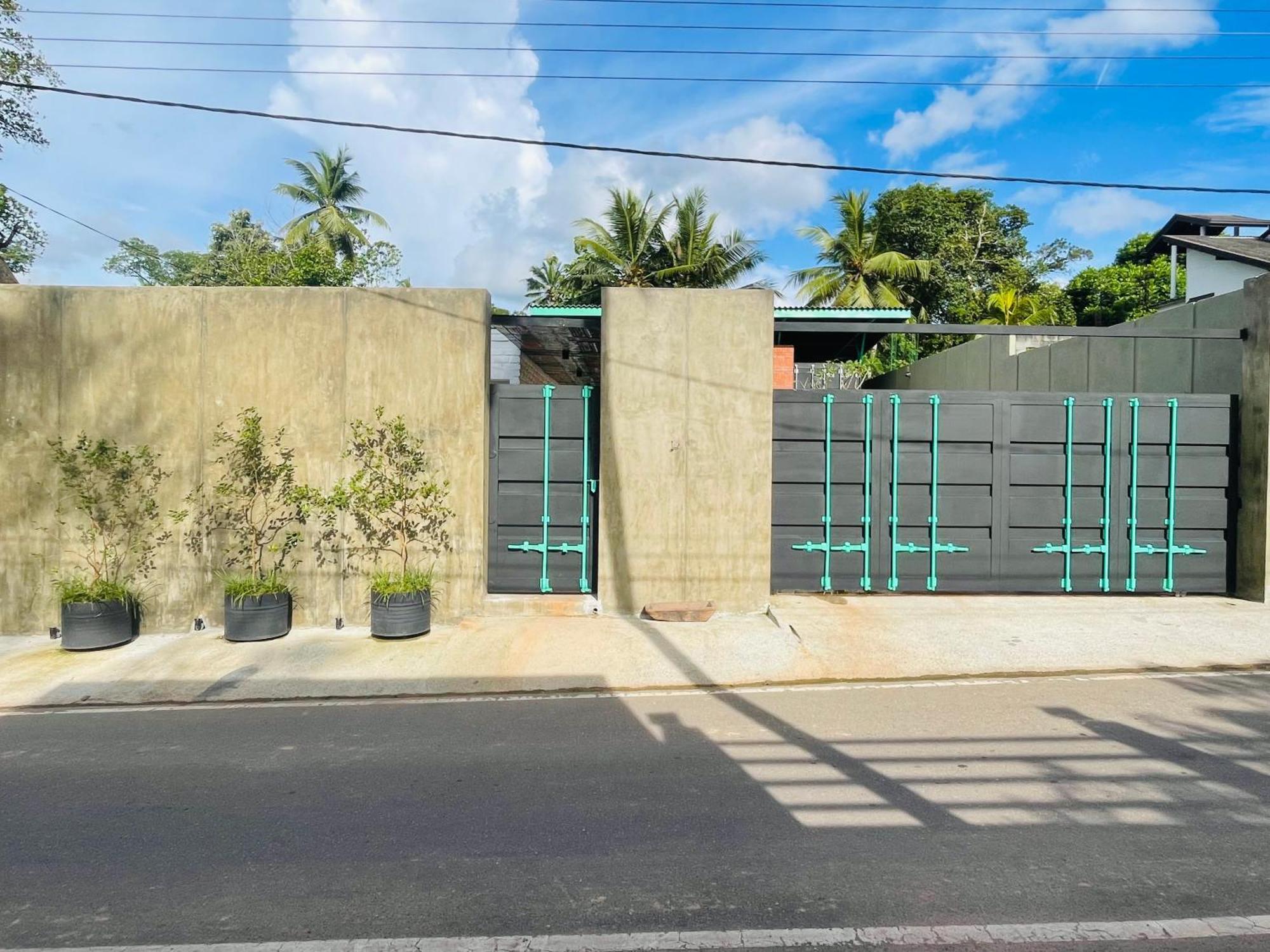 Container Villa Luxury Collection Weliweriya Bagian luar foto