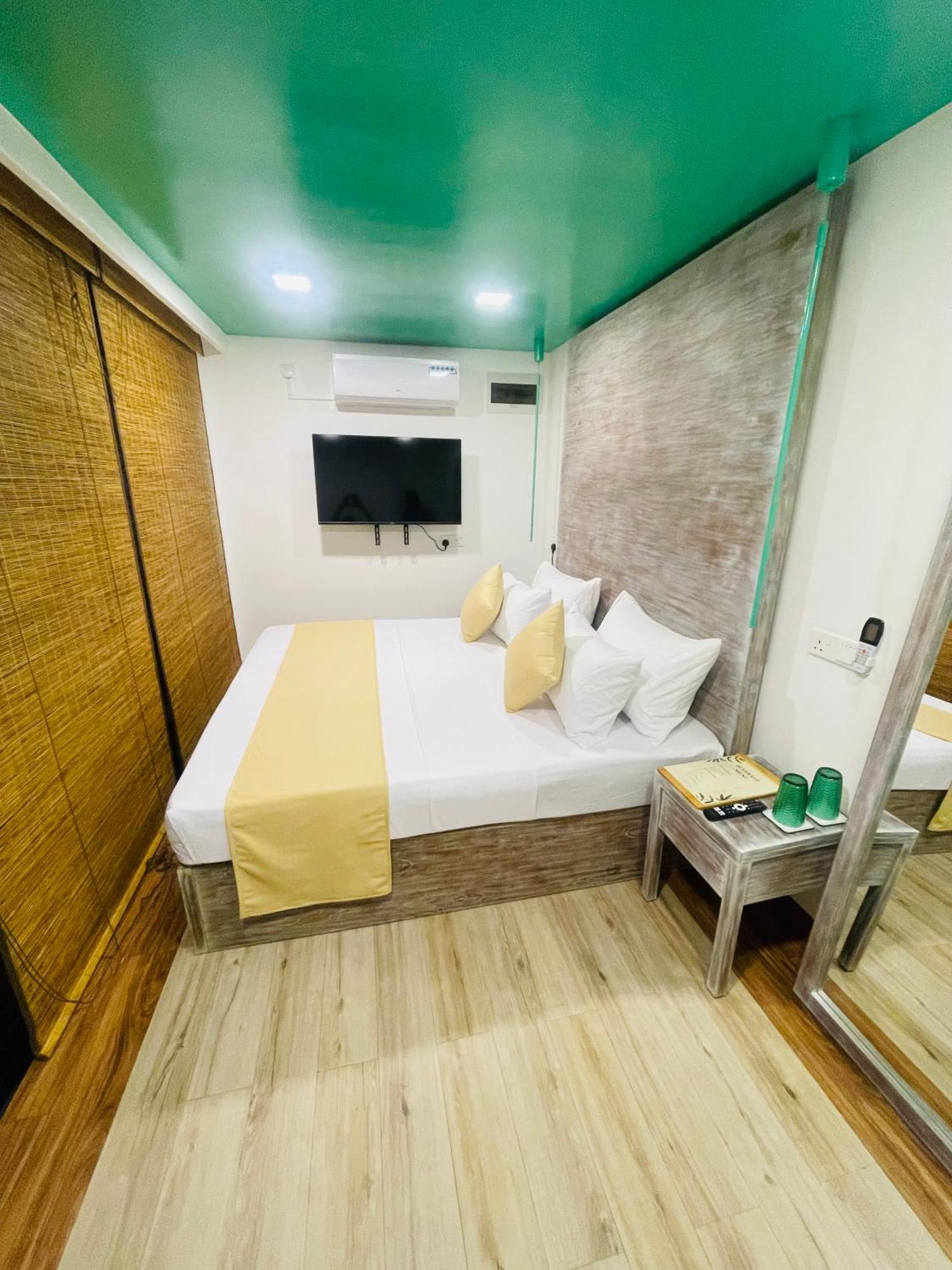 Container Villa Luxury Collection Weliweriya Bagian luar foto